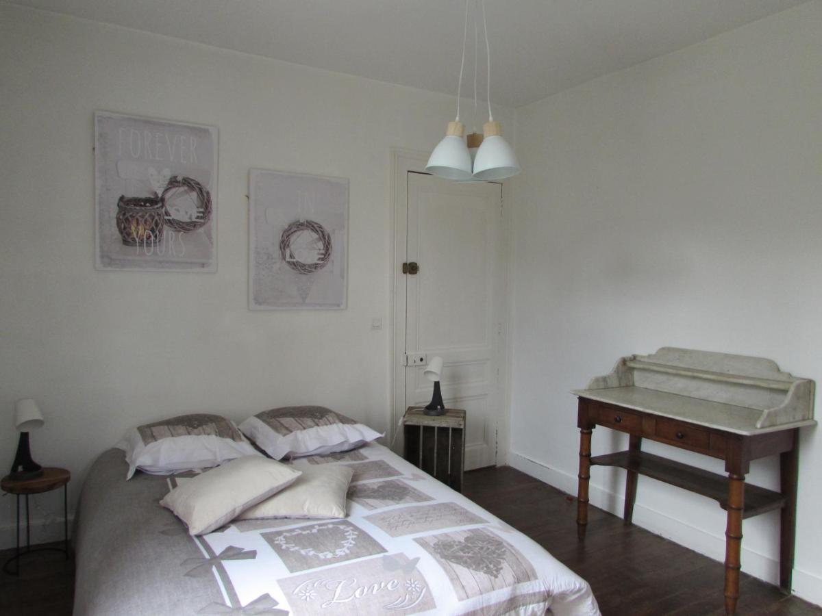 Les Gites De Claire Honfleur Exterior photo