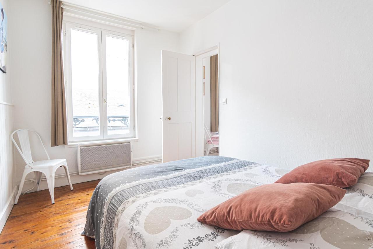Les Gites De Claire Honfleur Exterior photo