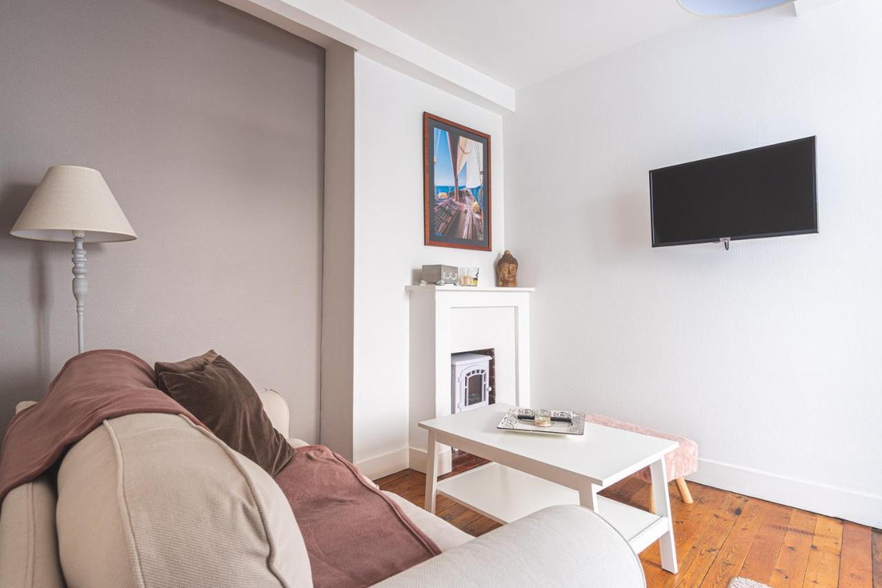 Les Gites De Claire Honfleur Exterior photo