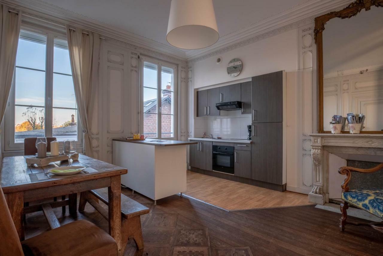 Les Gites De Claire Honfleur Exterior photo