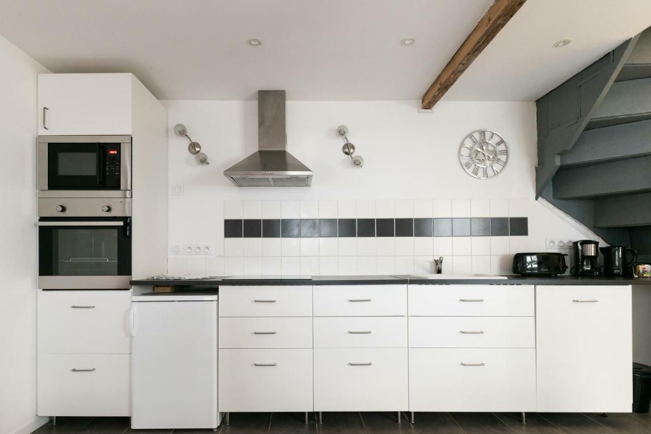 Les Gites De Claire Honfleur Exterior photo